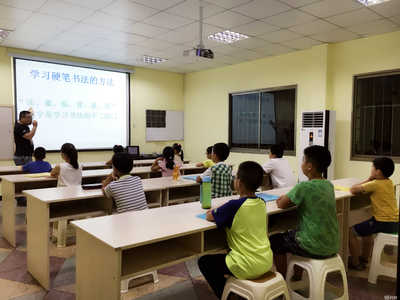 長沙翰成軒教育咨詢 專業(yè)規(guī)劃，助力學(xué)子揚帆起航